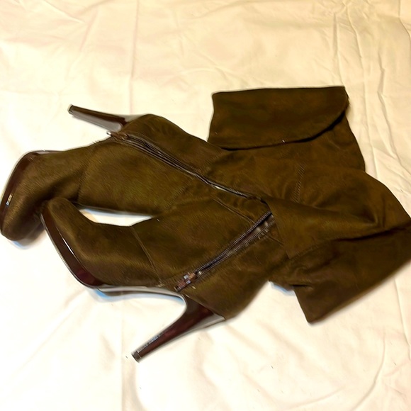 Unisa Shoes - Woman’s Unisa Heeled Knee Boots